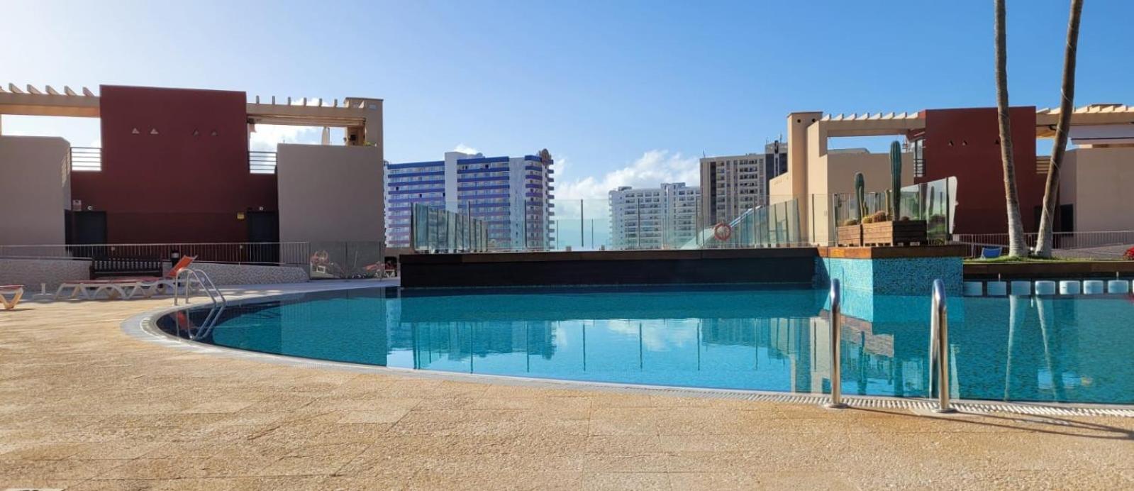 Black Rock Apartment 阿德耶 外观 照片