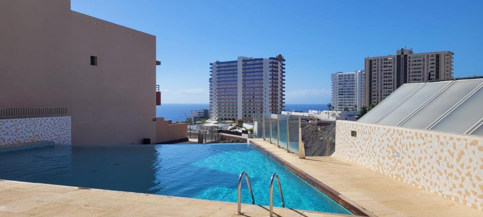 Black Rock Apartment 阿德耶 外观 照片